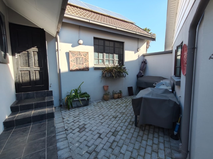 3 Bedroom Property for Sale in Deneysville Free State